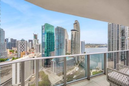 New construction Condo house 77 Se 5Th St, Unit 2011, Miami, FL 33131 - image