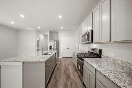 New construction Single-Family house 26123 Venus Trap Trl, Katy, TX 77493 plan Lexington - image 5