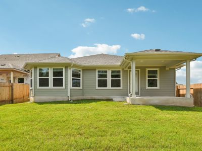 New construction Single-Family house 102 Short Toed Swoop, Cedar Creek, TX 78612 null- photo 3 3