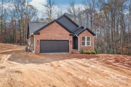 New construction Single-Family house 9017 Wagon Trl, Lincolnton, NC 28092 - image