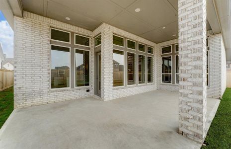 New construction Single-Family house 40028 Belted Kingfisher Ct, Magnolia, TX 77354 Plan 2909AU- photo 42 42