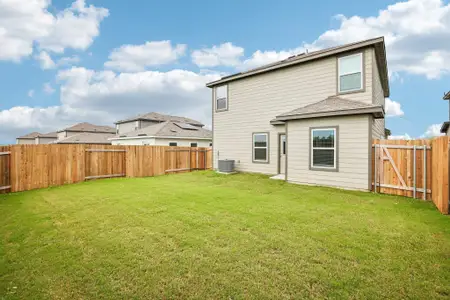 New construction Single-Family house 18400 Stellers Sea St, Elgin, TX 78621 plan Marek - image 3