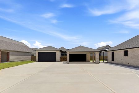 New construction Single-Family house 2109 Amistad Rd, Dickinson, TX 77539 - image