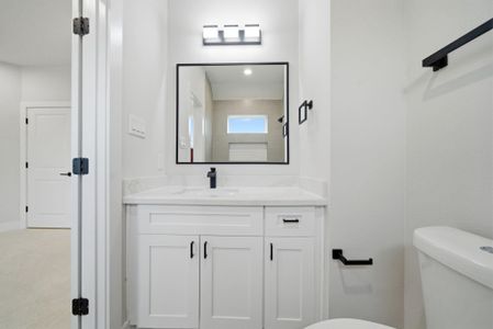 New construction Single-Family house 328 Janisch, Unit C, Houston, TX 77018 - image 9