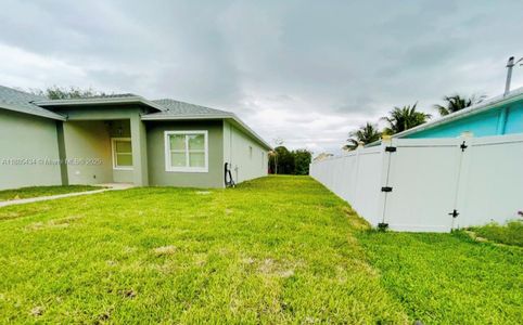 New construction Single-Family house 1013 Sw Deauville Ave, Port St. Lucie, FL 34953 - image