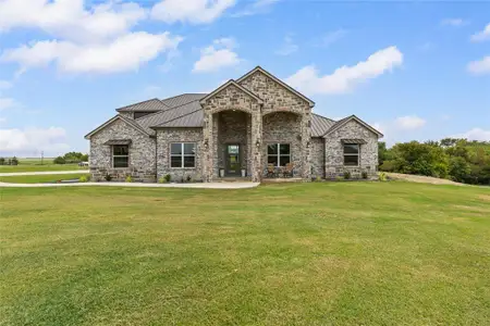 New construction Single-Family house 5705 Autumn Trl, Celina, TX 75009 - image