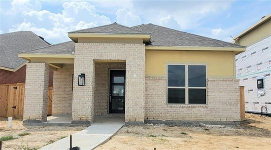 New construction Single-Family house 12135 Wild Bend Drive, Mont Belvieu, TX 77523 Rockwell Plan- photo 0