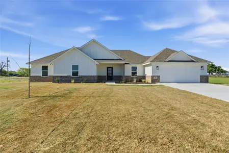 New construction Single-Family house 248 Yawney Dr, Lipan, TX 76462 - image