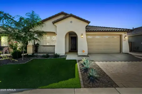 New construction Single-Family house 16071 W Sand Hills Rd, Surprise, AZ 85387 plan Paraduxx - image