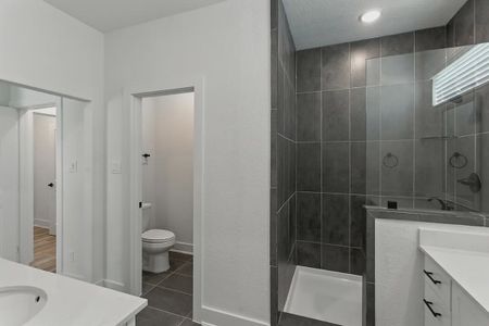 New construction Single-Family house 6464 Babcock Rd, Unit 101, San Antonio, TX 78249 plan Balder - image 5