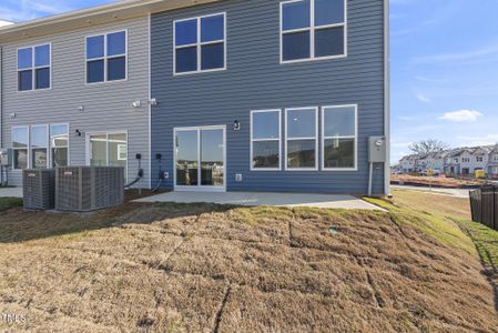 New construction Townhouse house 7 Nettle Ln, Clayton, NC 27520 Lantana- photo 2 2