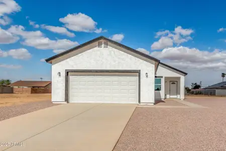 New construction Single-Family house 8335 W Pineveta Dr, Arizona City, AZ 85123 - image