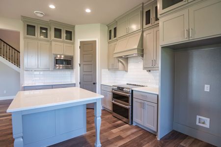The Highlands by Windmiller Custom Homes in Northlake - photo 20 20