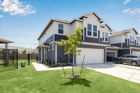 New construction Condo house 18909 Schultz Ln, Unit 1303, Round Rock, TX 78664 - image
