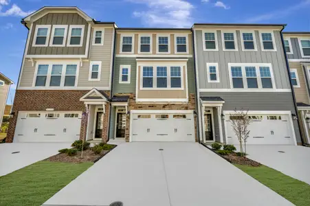 New construction Townhouse house 10030 Secluded Garden Dr, Apex, NC 27523 plan Hyde Park - image