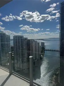 New construction Condo house 300 Biscayne Blvd Wy, Unit 3506W, Miami, FL 33131 - image