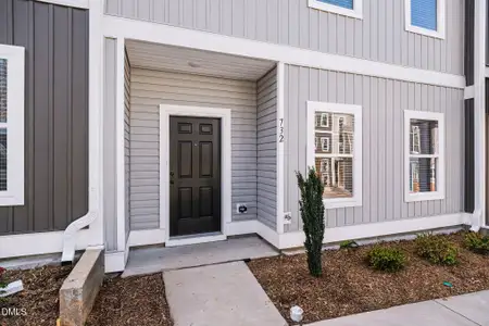 New construction Townhouse house 732 Orchard Vista Cir, Raleigh, NC 27606 - image