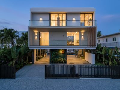 New construction Single-Family house 16 S Exuma Rd, Key Largo, FL 33037 - image