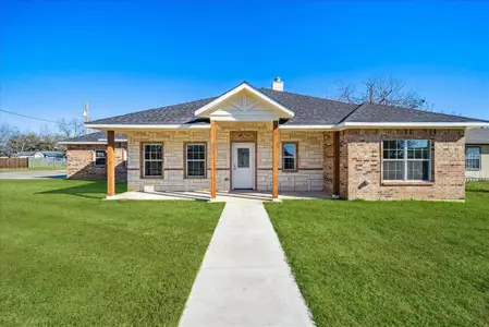 New construction Single-Family house 1601 Harper St, Kaufman, TX 75142 - photo 0