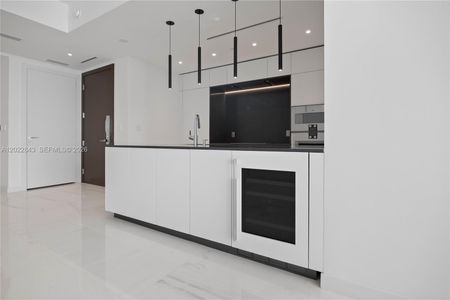 New construction Condo house 300 Biscayne Blvd Wy, Unit 1102, Miami, FL 33131 - image 9