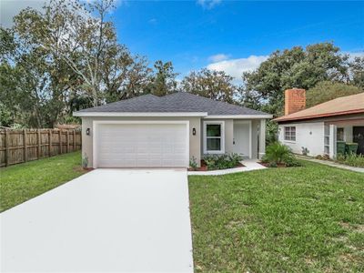 New construction Single-Family house 207 N Chester Street, Leesburg, FL 34748 - photo 0