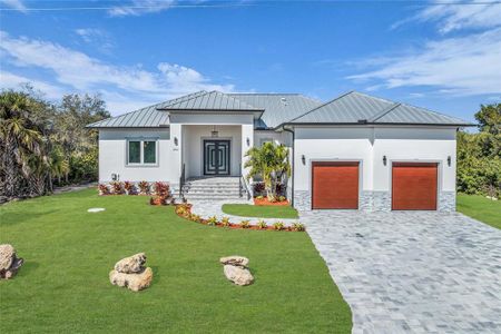 New construction Single-Family house 18702 Arapahoe Cir, Port Charlotte, FL 33948 - image