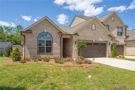 New construction Townhouse house 1041 Bonanza Ln, Mebane, NC 27302 plan Essex - image