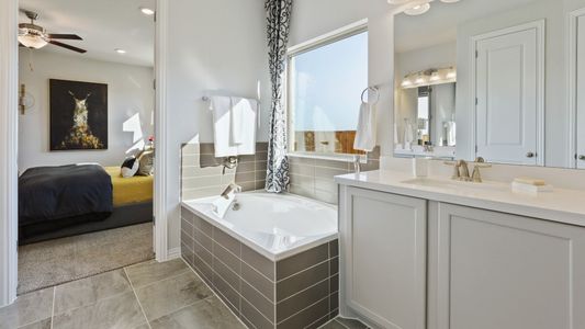 New construction Single-Family house 32106 River Birch Ln, Waller, TX 77484 plan Hickory - image 9