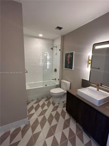 New construction Condo house 159 Ne 6Th St, Unit 4811, Miami, FL 33132 - image 17