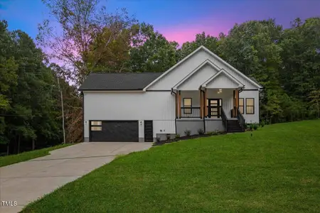 New construction Single-Family house 101 Cochise Cv, Louisburg, NC 27549 - image