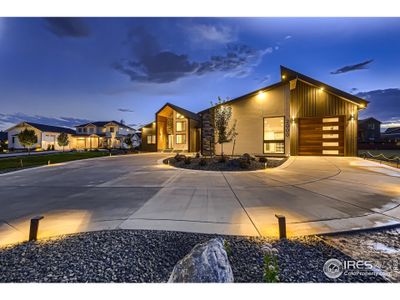 New construction Single-Family house 2000 Seasons Dawn Ct, Windsor, CO 80550 null- photo 2 2