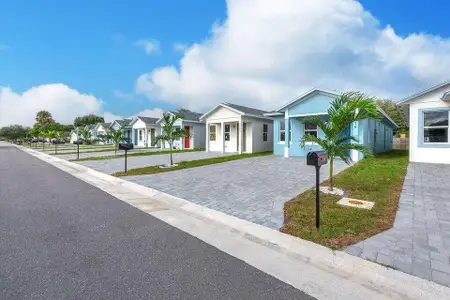 New construction Single-Family house 2647 Hiawatha Ave, Westgate, FL 33409 - image