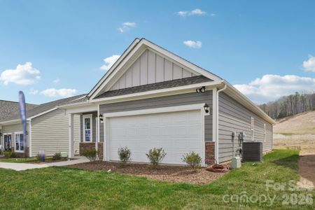 New construction Single-Family house 127 Cora View Trl, Waynesville, NC 28785 plan Burke - image