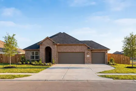 New construction Single-Family house 602 San Marcos Trl, Dayton, TX 77535 plan The Acadia with 3-Car Garage - image