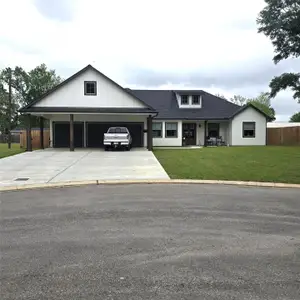 New construction Single-Family house 111 Bluegill Dr, Shepherd, TX 77371 - image