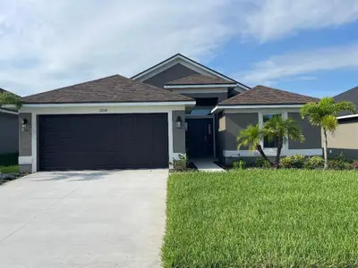 New construction Single-Family house 13346 Ogden Glade Rd, Dade City, FL 33525 plan 1635 - image
