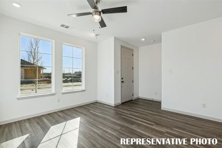 New construction Townhouse house 5372 Springlake Pkwy, Haltom City, TX 76117 Mia- photo 2 2