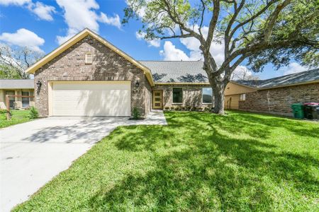 New construction Single-Family house 6835 Tara Dr, Richmond, TX 77469 - image