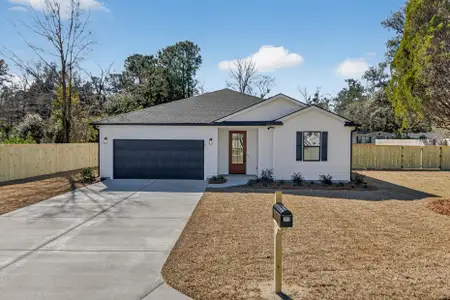 New construction Single-Family house 205 Garbon Dr, Summerville, SC 29485 - image