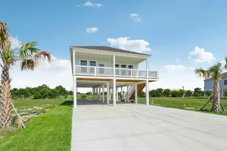 New construction Single-Family house 1330 Sapphire Palms Ct, San Leon, TX 77539 - image