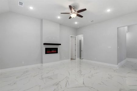 New construction Single-Family house 2217 S Peachtree Ct, Denison, TX 75020 null- photo 7 7