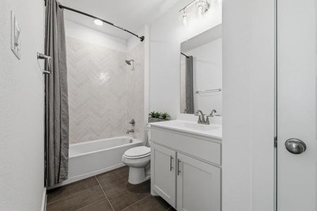 New construction Single-Family house 117 Paxton Cir, Arlington, TX 76013 plan Victoria - image 15