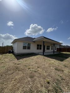 New construction Single-Family house 2000 Owens Ave, Three Rivers, TX 78071 - image 18
