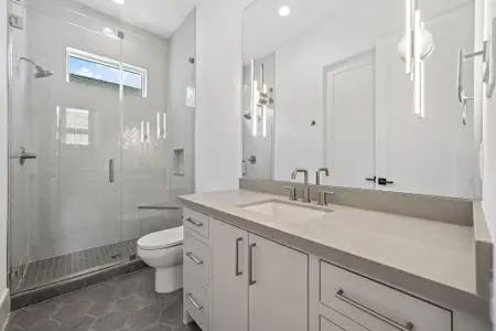 New construction Single-Family house 2118 Westgate Dr, Houston, TX 77019 - image 3