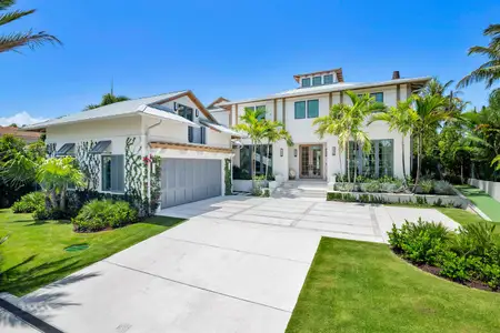 New construction Single-Family house 125 Worth Ct N, West Palm Beach, FL 33405 - image