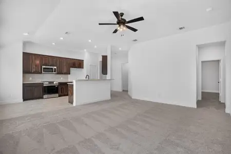 New construction Single-Family house 425 Rose Ave, Cleburne, TX 76033 plan Hanover - image 17