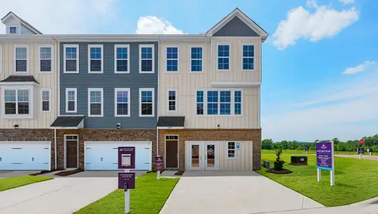 New construction Townhouse house 6977 Waterstone Dr, Sherrills Ford, NC 28673 plan Youngstown Townhome - image