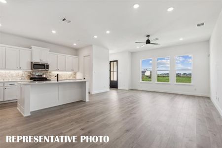 New construction Townhouse house 15752 Millwood Trl, Frisco, TX 75033 Helaina- photo 4 4