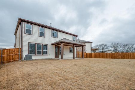 New construction Single-Family house 1364 Kingsbridge Dr, Princeton, TX 75407 Plan 2200- photo 29 29