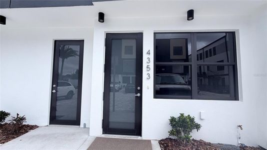 New construction Townhouse house 4353 Fontanarosa Village Ct, Tampa, FL 33614 - image